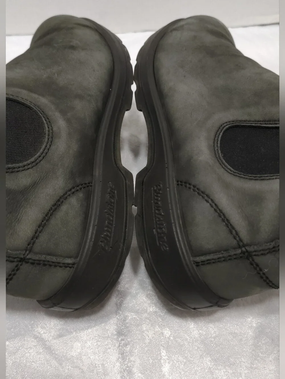 Blundstone # 587 Classic, Men # 11 US, Chelsea Boots
